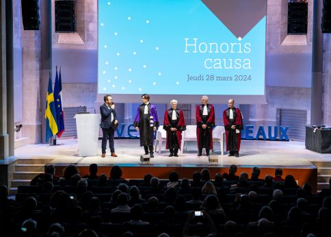 Photo La cérémonie de Docteur Honoris Causa © Gautier Dufau 