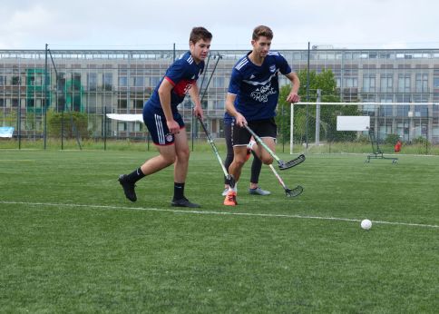 Photo Profitez des animations sur les campus pour découvrir de nouveaux sport, comme le Lacrosse, ou encore le Spikeball © Université de Bordeaux