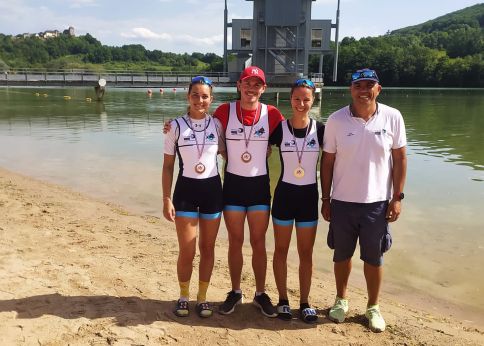 Photo Les athlètes de l'ASUBx titrés en aviron (or et bronze) @ université de Bordeaux