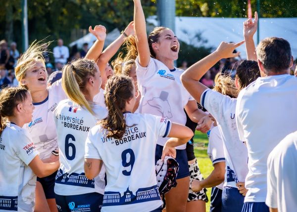 Photo : L'équipe féminine de rugby à 7, championne du Tournoi WURIT 2023