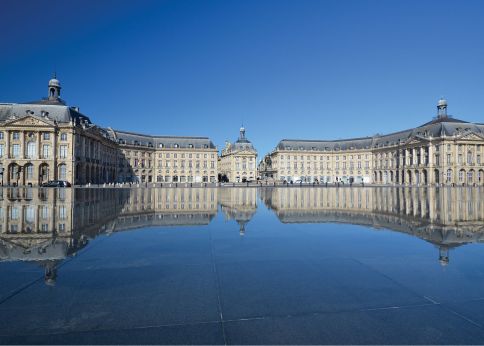 Photo Place Bourse Bordeaux  © Yvann K Fotolia.com