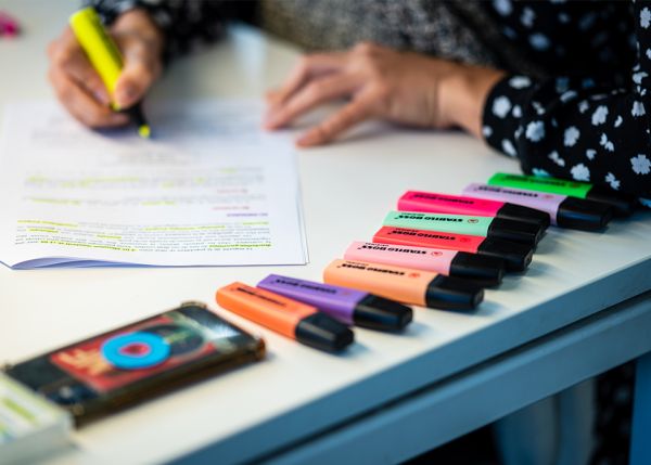 Photo : «Révise ton bac à la bibli» est un dispositif co-organisé par la Direction de la documentation et la Mission d’appui à l’orientation et l’insertion professionnelle (MAOIP) © université de Bordeaux